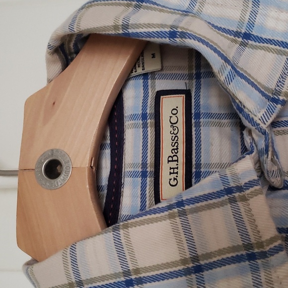 GH Bass & Co Plaid Moosehorn Blue Beige Green Button Up Size Medium NWT - Picture 3 of 6